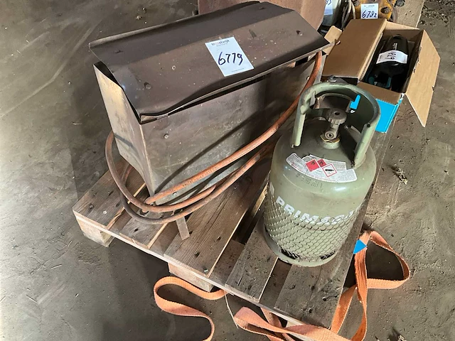 Verwarmingstoestel - werkplaatskachel - heater - afbeelding 2 van  5