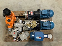 Verzamelen - vloeistofpompen en elektromotoren (6x) - afbeelding 2 van  8
