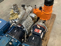 Verzamelen - vloeistofpompen en elektromotoren (6x) - afbeelding 7 van  8