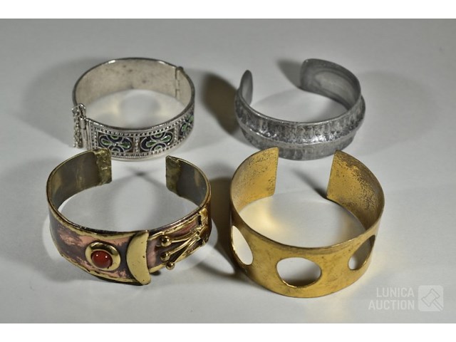 Verzameling bijouterie - afbeelding 5 van  5