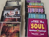 Verzameling cd's - afbeelding 1 van  3