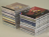 Verzameling cd's - afbeelding 1 van  4