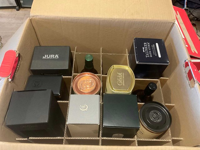 Verzameling collectie whisky/whiskey (150x) - afbeelding 3 van  24