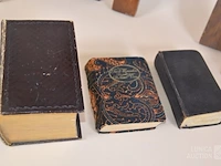 Verzameling devotionalia - afbeelding 5 van  7