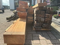 Verzameling douglas/ hardhout \ vuren palen bouwhout - afbeelding 13 van  15