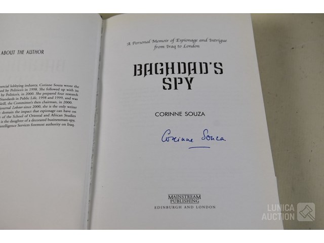 Verzameling gesigneerde boeken - afbeelding 3 van  26
