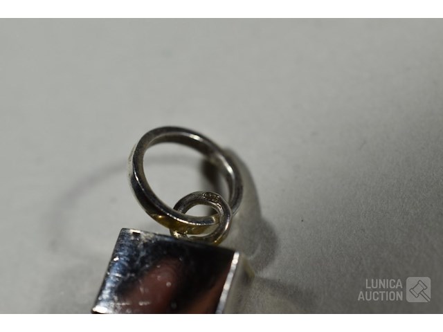 Verzameling hangers - afbeelding 8 van  9