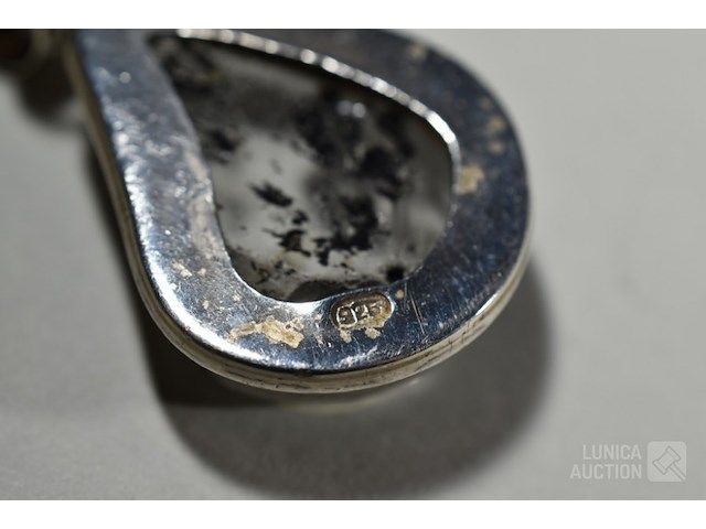 Verzameling hangers - afbeelding 9 van  9