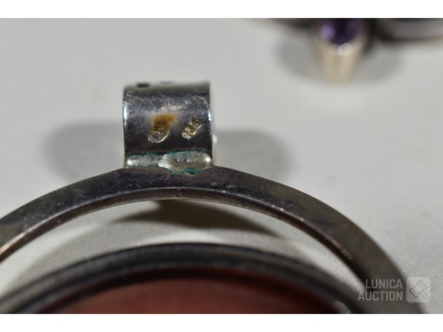 Verzameling hangers - afbeelding 6 van  8