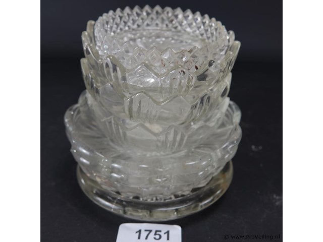 Verzameling kristallen schalen - afbeelding 5 van  5