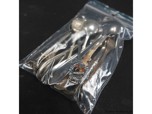 Verzameling lepeltjes - afbeelding 5 van  5