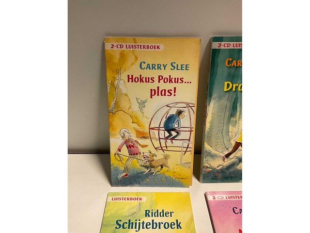 Verzameling luisterboeken | o.a. carry slee - afbeelding 1 van  7