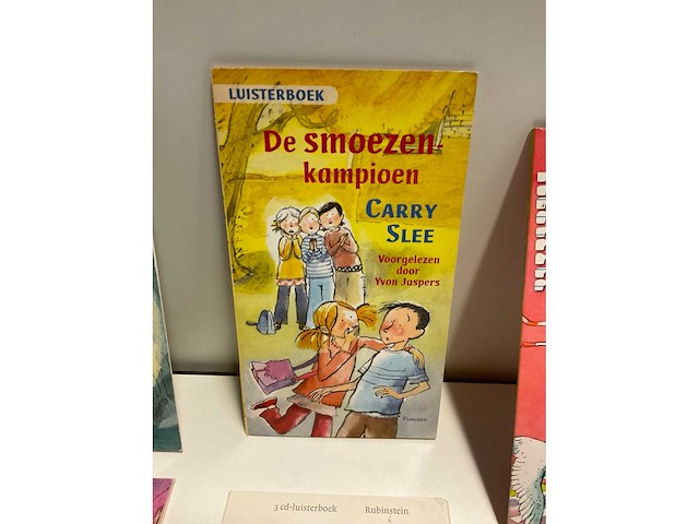 Verzameling luisterboeken | o.a. carry slee - afbeelding 5 van  7