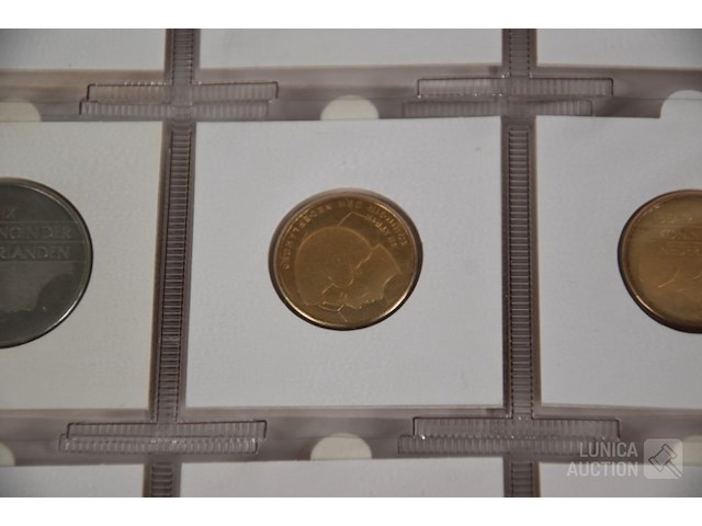 Verzameling munten - afbeelding 9 van  10