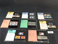 Verzameling nederlandse ptt post-mapjes en jaar- of herdenkingsuitgiften van postzegels uit de jaren 80 en 90