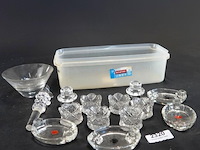 Verzameling (o.a. antiek) kristal en glas - afbeelding 1 van  5