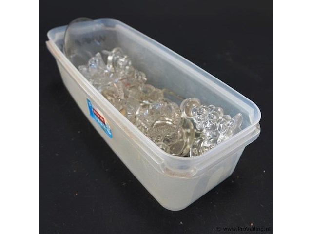 Verzameling (o.a. antiek) kristal en glas - afbeelding 5 van  5