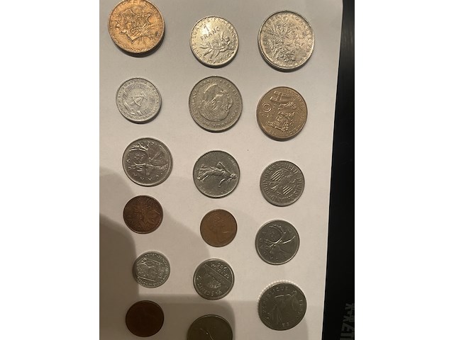 Verzameling oude munten - afbeelding 3 van  21