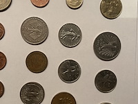 Verzameling oude munten - afbeelding 21 van  21