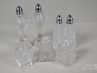 Verzameling peper en zout vaatjes - afbeelding 5 van  5