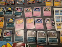 Verzameling pokémon kaarten en accessoires - afbeelding 18 van  21