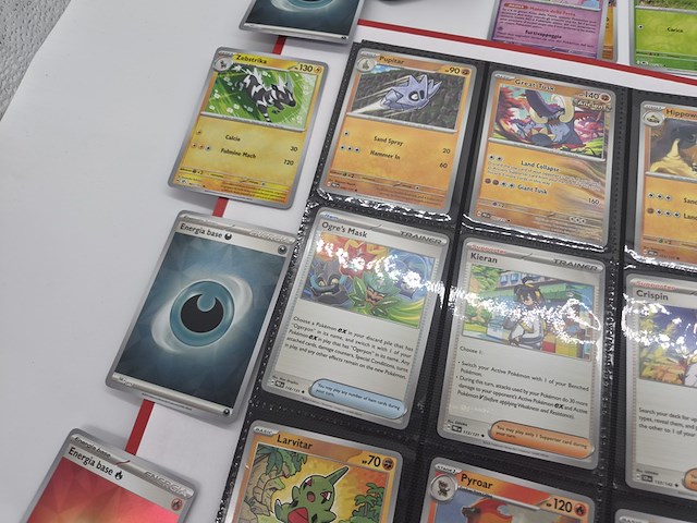 Verzameling pokémon kaarten met verzamelmap - afbeelding 2 van  21