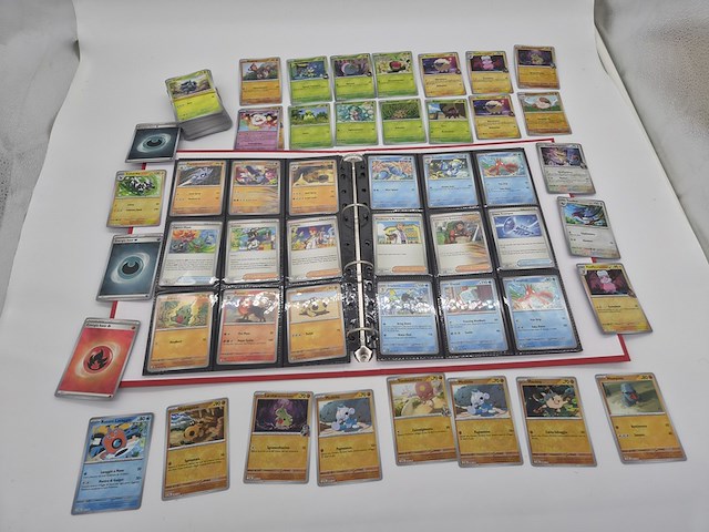 Verzameling pokémon kaarten met verzamelmap - afbeelding 1 van  21