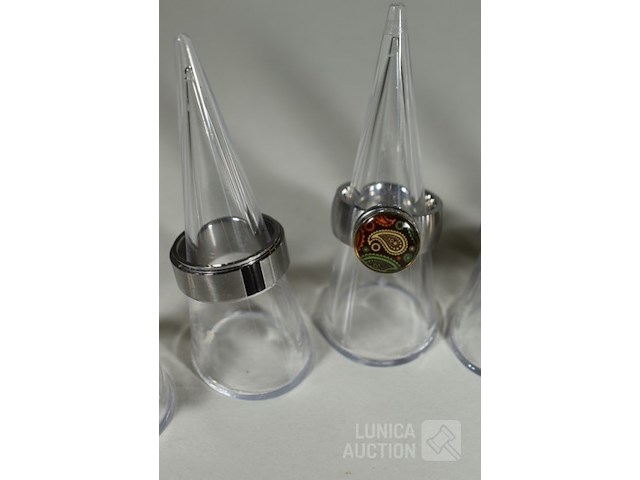 Verzameling ringen - afbeelding 4 van  6