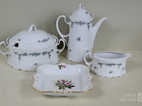 Verzameling servies - afbeelding 1 van  7