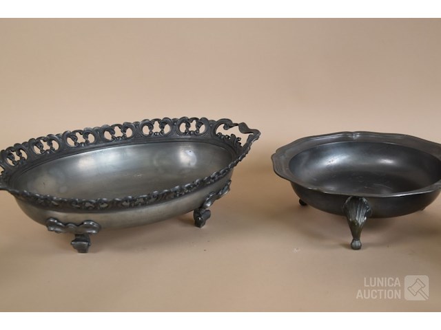 Verzameling tinnen items - afbeelding 4 van  8