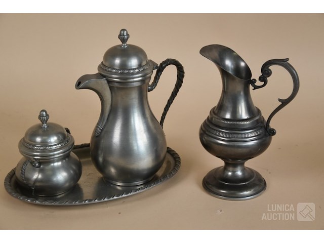 Verzameling tinnen items - afbeelding 5 van  8