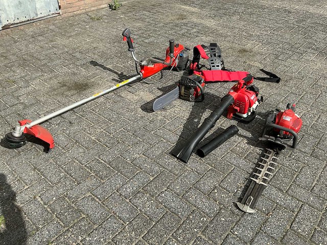 Verzameling van tuin en park machines - afbeelding 1 van  17