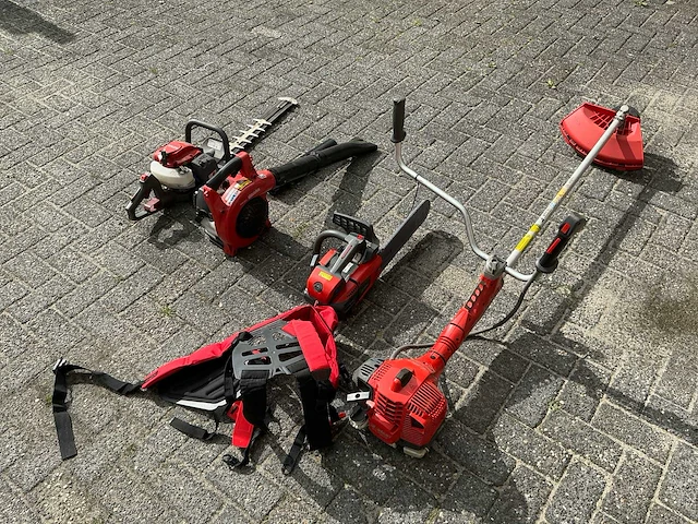 Verzameling van tuin en park machines - afbeelding 15 van  19