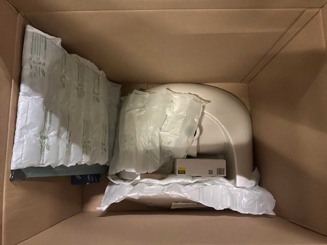 Verzameling verschillende sanitair - afbeelding 17 van  21