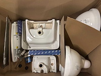 Verzameling verschillende sanitair - afbeelding 19 van  21