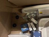Verzameling verschillende sanitair - afbeelding 21 van  21