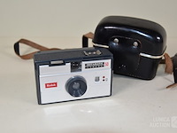 Verzameling vintage camera's - afbeelding 6 van  8