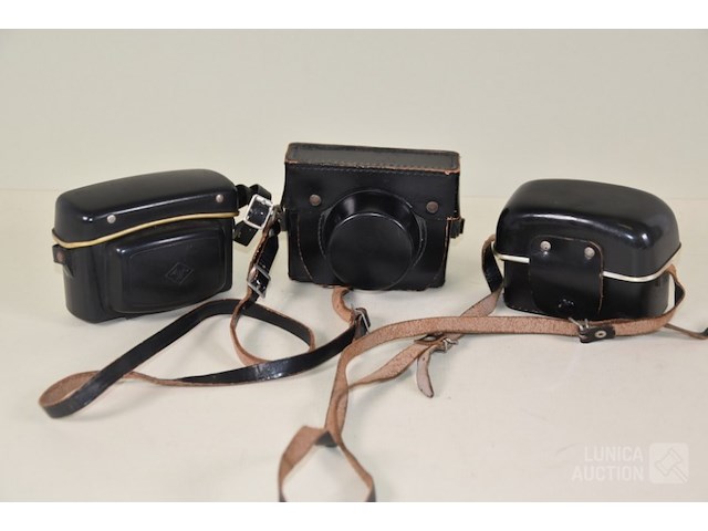 Verzameling vintage camera's - afbeelding 8 van  8