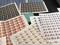 Verzameling volledige vellen en veldelen met nederlandse postfrisse postzegels uit 1985 - afbeelding 3 van  5