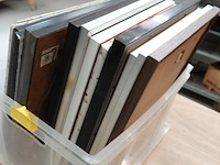 Verzameling wandversiering w.o. olieverf, drukken, ingelijst, e.d. - afbeelding 4 van  5