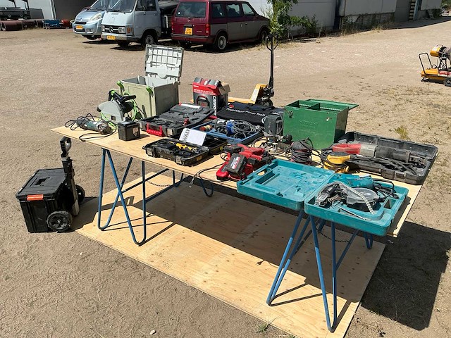 Verzamelkavel professioneel elektrisch gereedschap, bladblazer en accessoires o.a. festool, milwaukee, makita, dewalt, ridgid en elu - afbeelding 12 van  26