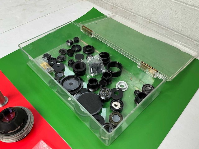 Verzamelkavel van laboratoriumapparatuur, lenzen, sensoren, electrionica en lasers - afbeelding 19 van  88