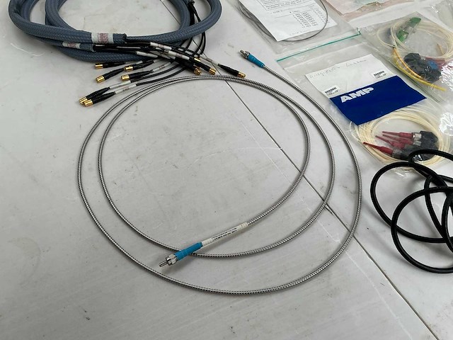 Verzamelkavel van laboratoriumapparatuur, lenzen, sensoren, electrionica en lasers - afbeelding 41 van  88