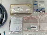 Verzamelkavel van laboratoriumapparatuur, lenzen, sensoren, electrionica en lasers - afbeelding 44 van  88