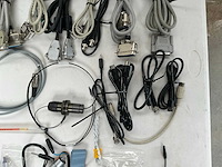 Verzamelkavel van laboratoriumapparatuur, lenzen, sensoren, electrionica en lasers - afbeelding 52 van  88