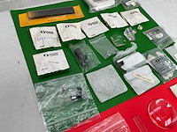 Verzamelkavel van laboratoriumapparatuur, lenzen, sensoren, electrionica en lasers - afbeelding 65 van  88