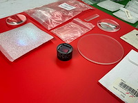 Verzamelkavel van laboratoriumapparatuur, lenzen, sensoren, electrionica en lasers - afbeelding 73 van  88