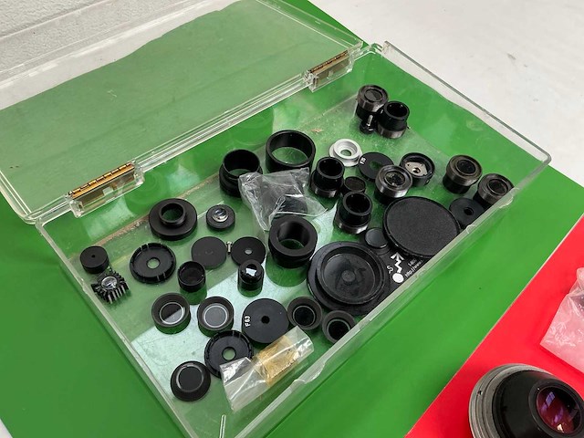 Verzamelkavel van laboratoriumapparatuur, lenzen, sensoren, electrionica en lasers - afbeelding 78 van  88