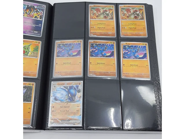Verzamelmap met kaarten, pokémon, o.a. exeggcute pre en 001/131 - afbeelding 11 van  45