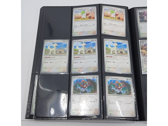 Verzamelmap met kaarten, pokémon, o.a. exeggcute pre en 001/131 - afbeelding 24 van  45